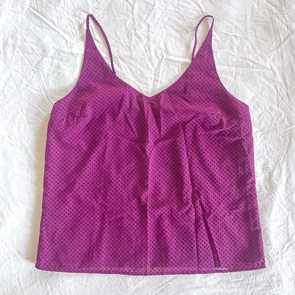 {Banana Republic} Silky Textured Camisole with Lining